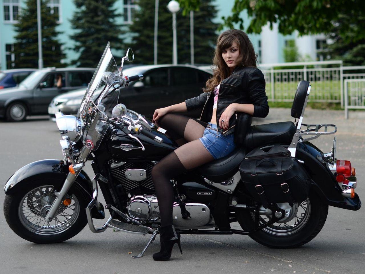 European women on bikes in Yerevan