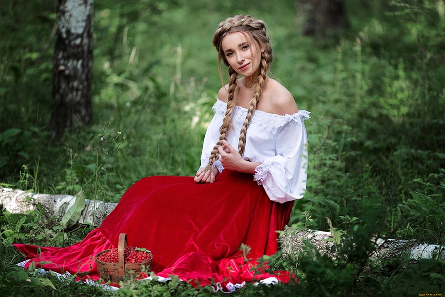 Sexy photo Slavic women in Yerevan