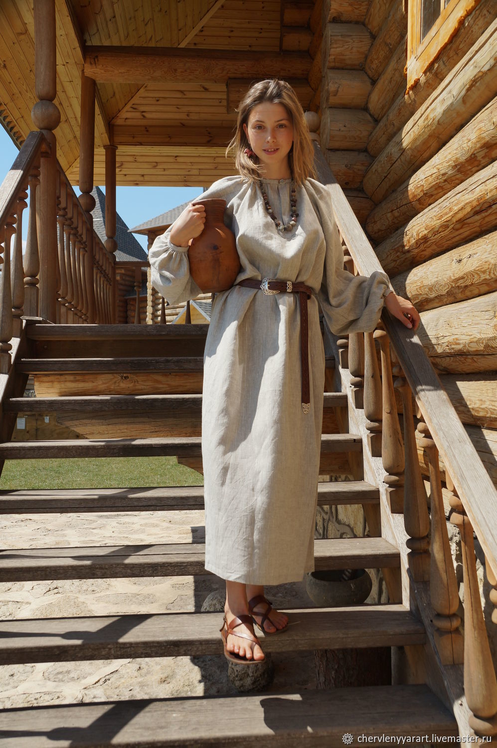 Girls in Slavic costumes in Yerevan