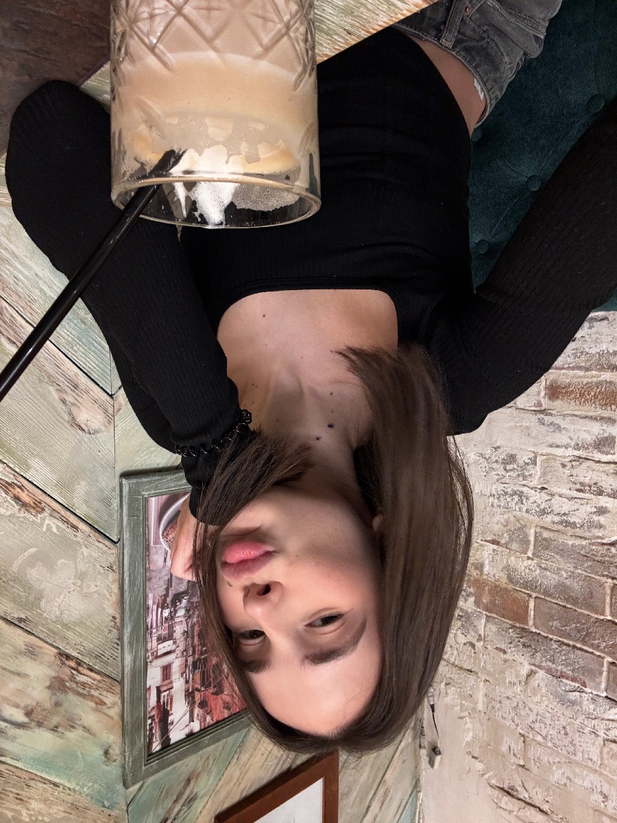 Fresh photos, fresh mood — Tina online in Yerevan