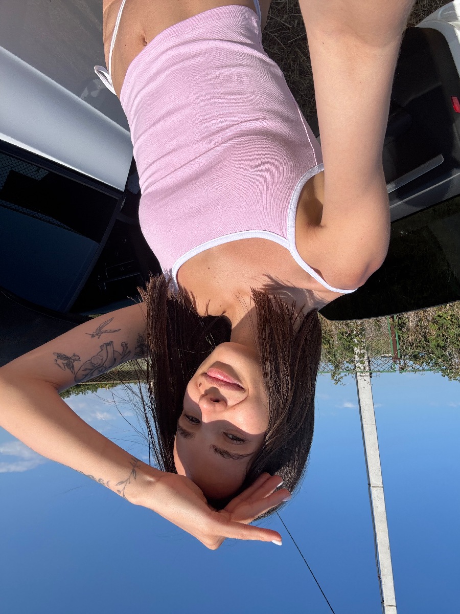 Sexy model Tina in Yerevan